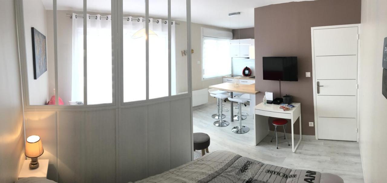 Charmant Studio 25 M2, 900M De La Plage Ле-Сабль-д’Олон Экстерьер фото